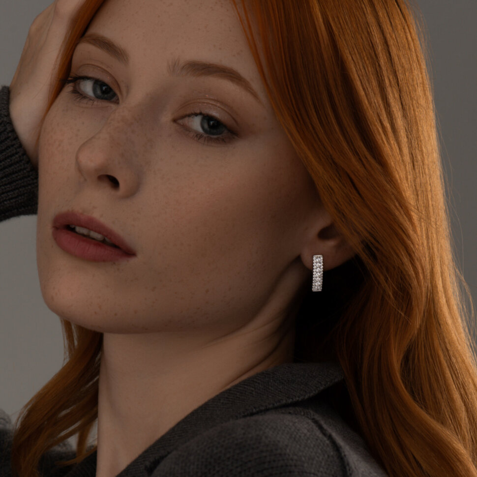 Серебряные серьги с фианитами