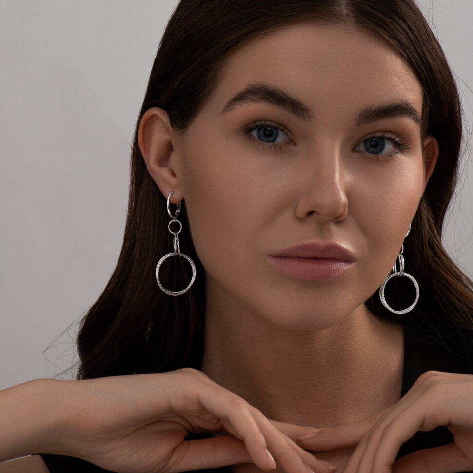 Серебряные серьги с алмазной гранью