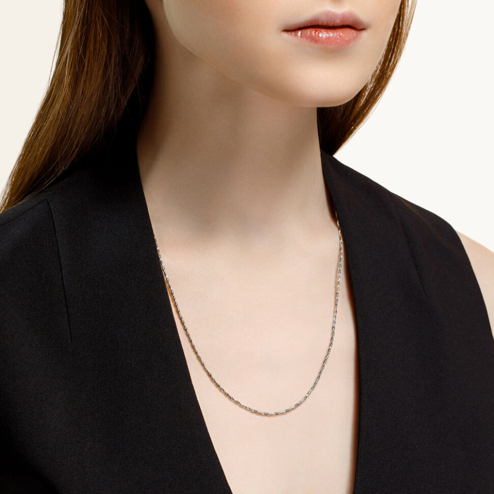 серебряное колье