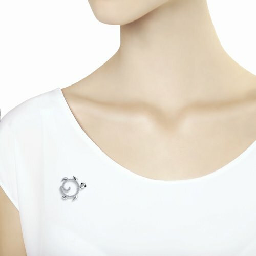 серебряная брошь с фианитами