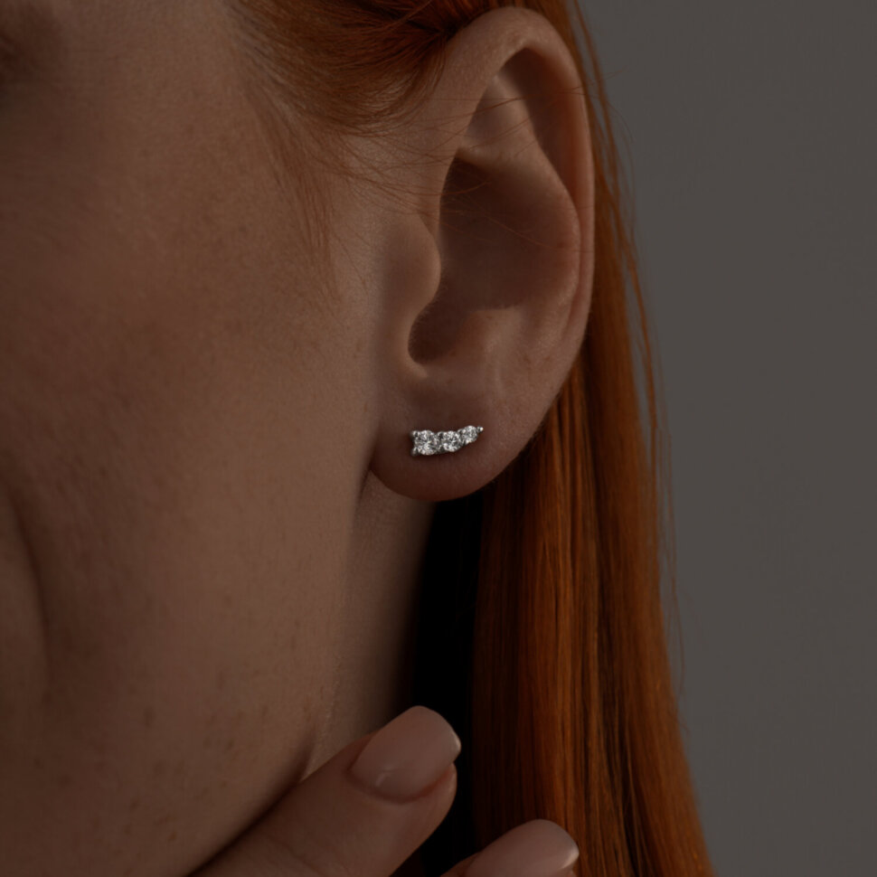 Серебряная одиночная серьга (пусета)