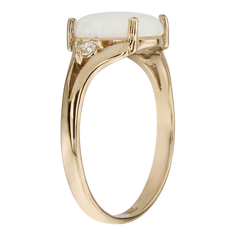 золотое кольцо с опалом