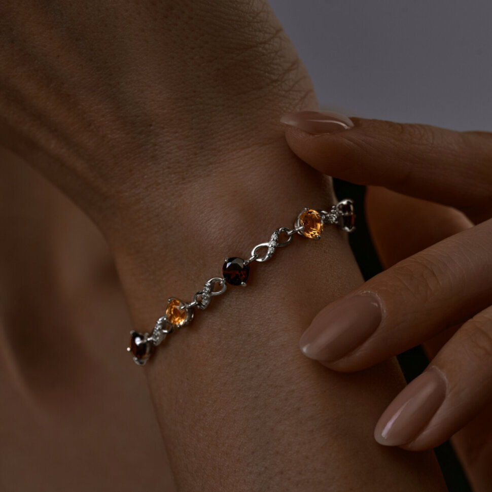 Серебряный браслет с цитрином и гранатом